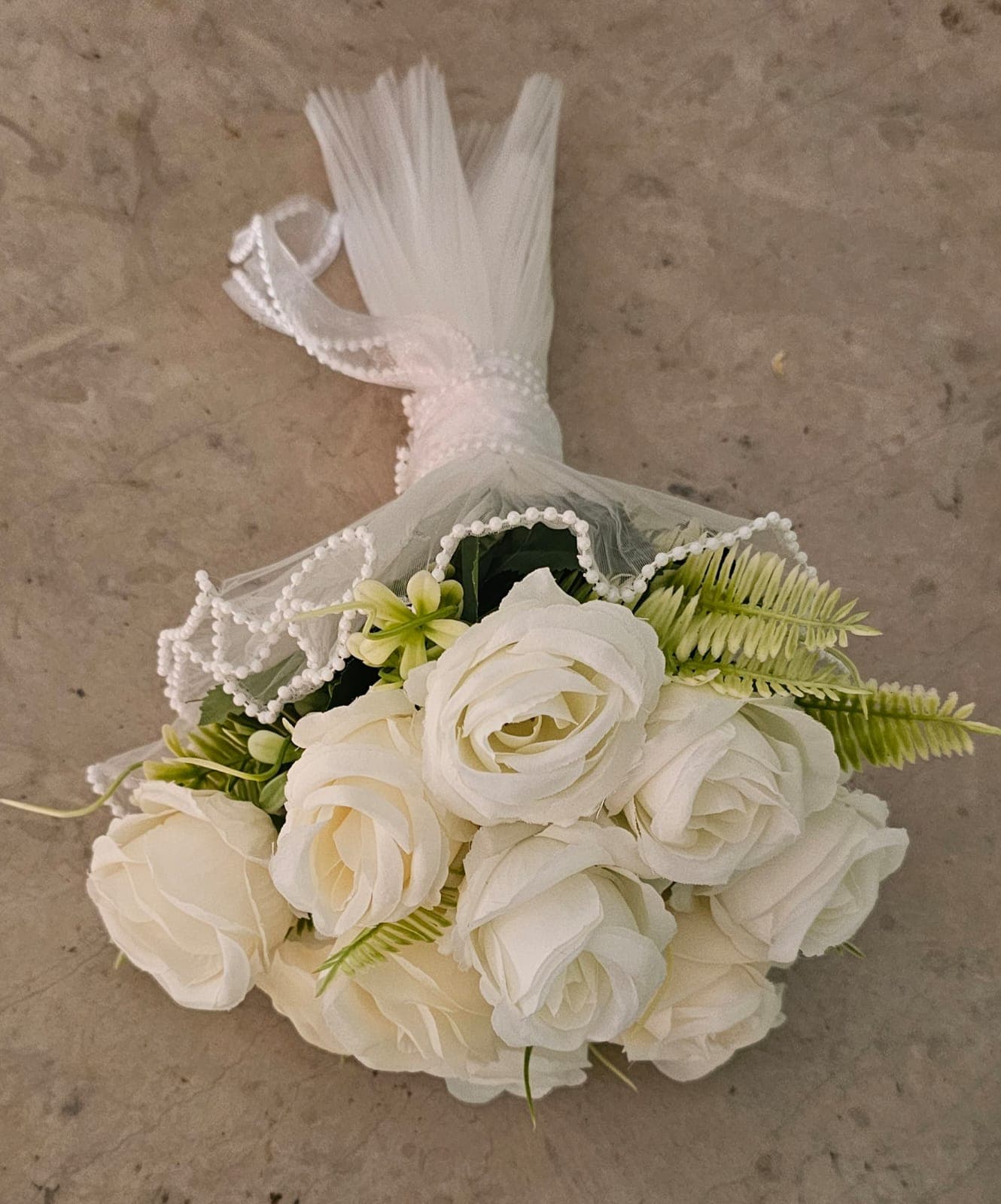 Jeter artificielle pour arroussa — bouquet artificiel Wardaty Flowers